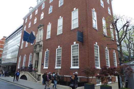 Corner view of hotel.